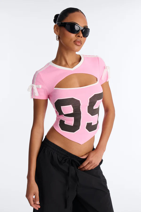camiseta con escote V
